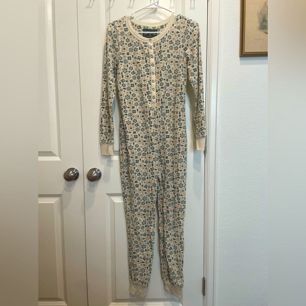 American Eagle Cream lounge jumpsuit